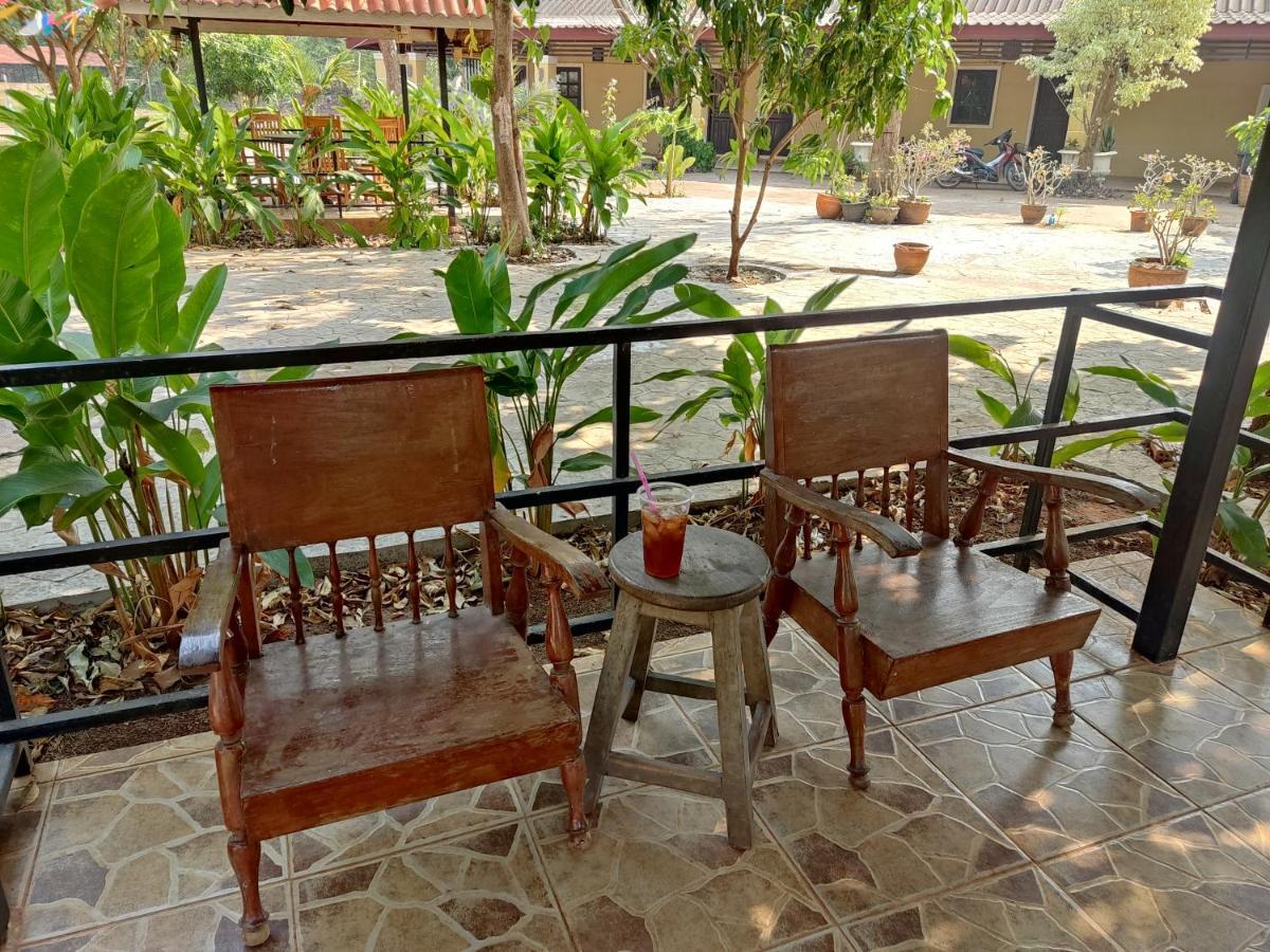 Erawan Guesthouse Pakse Buitenkant foto