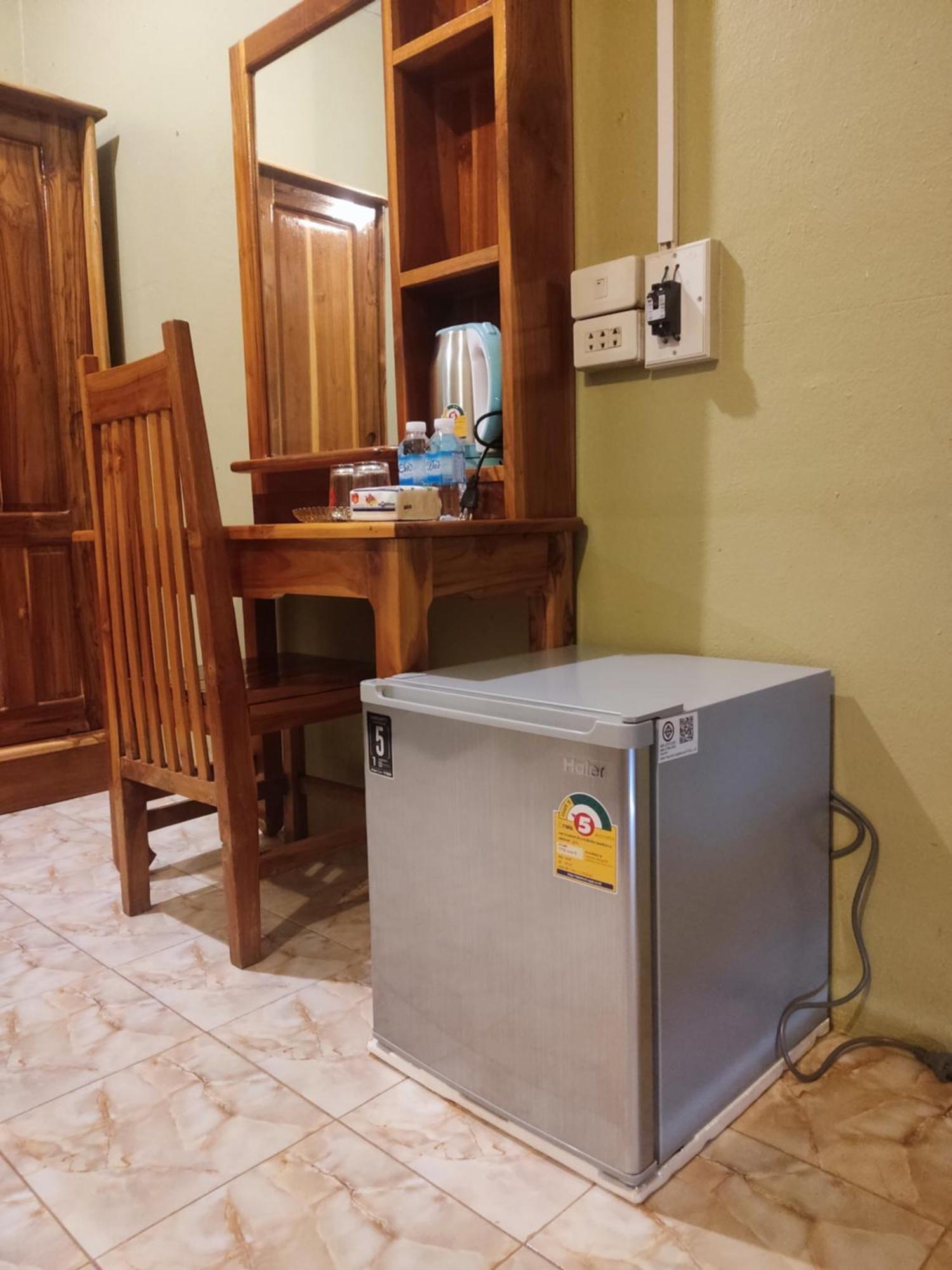 Erawan Guesthouse Pakse Buitenkant foto