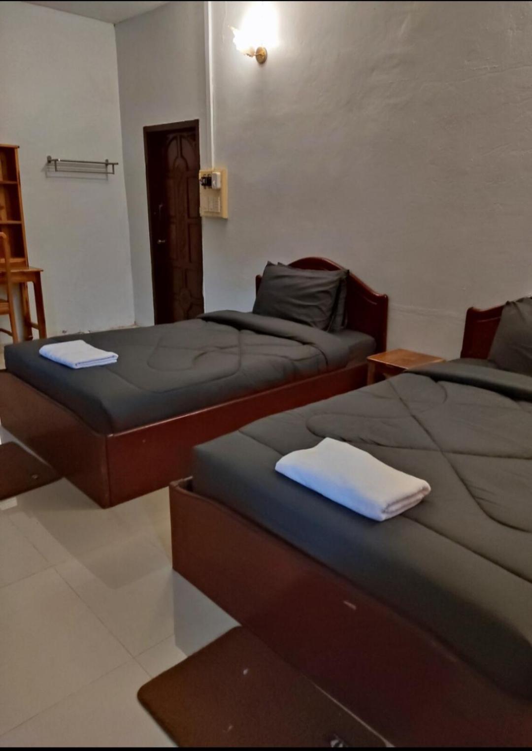 Erawan Guesthouse Pakse Buitenkant foto