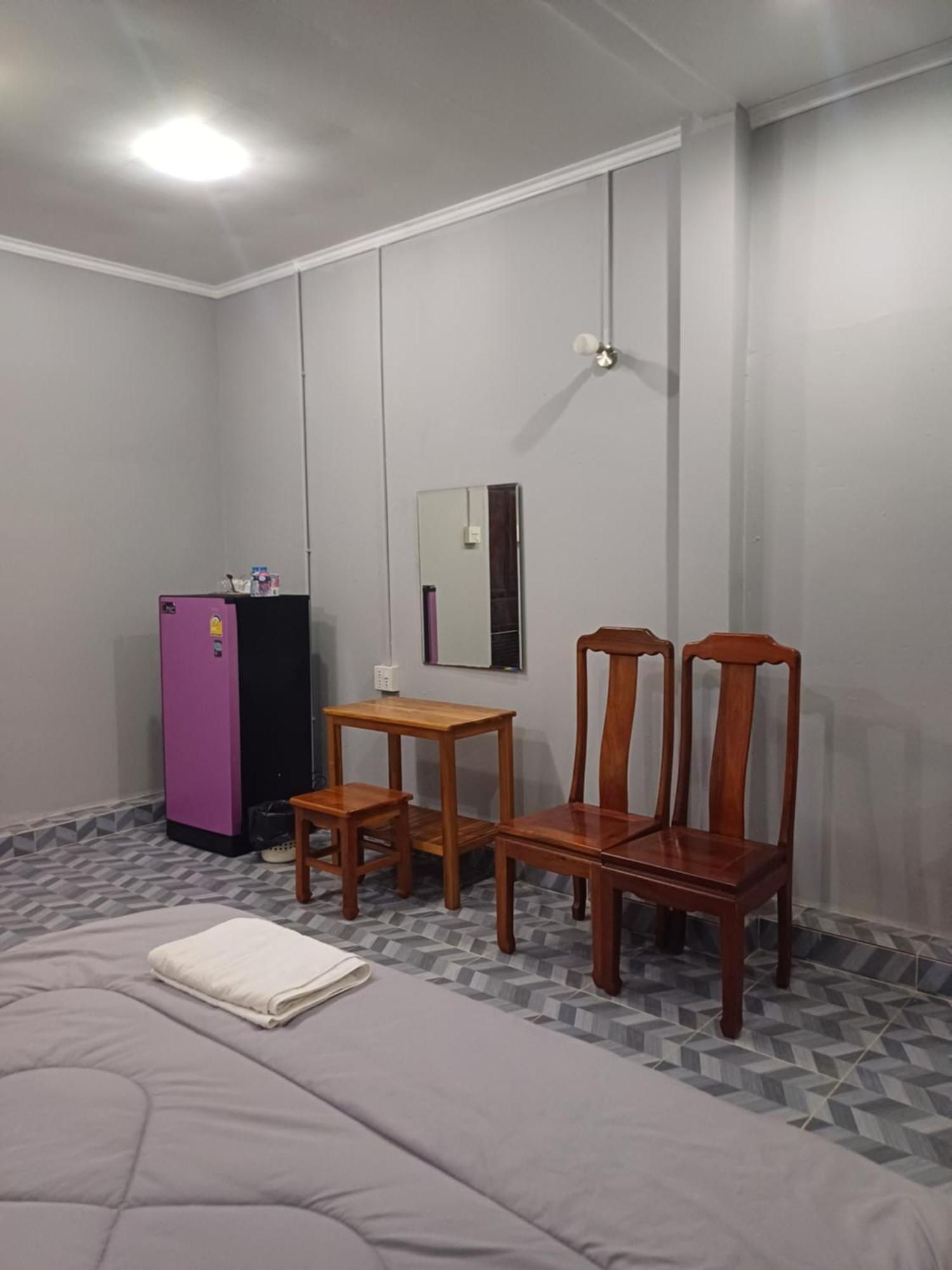 Erawan Guesthouse Pakse Buitenkant foto